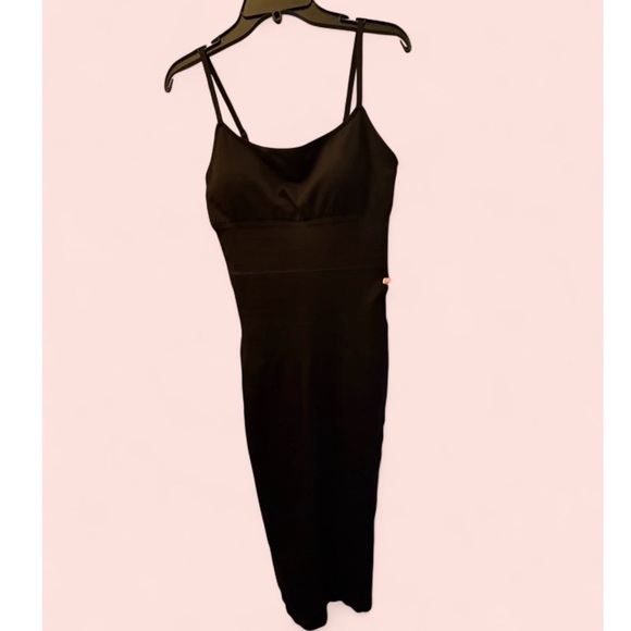 Women’s Black Spaghetti Strap Sculpting Midi Dress in Black | Size XL/XXL - Picture 3 of 11